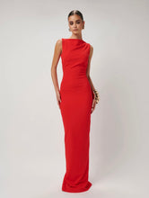 Load image into Gallery viewer, VERONA GOWN - RED
